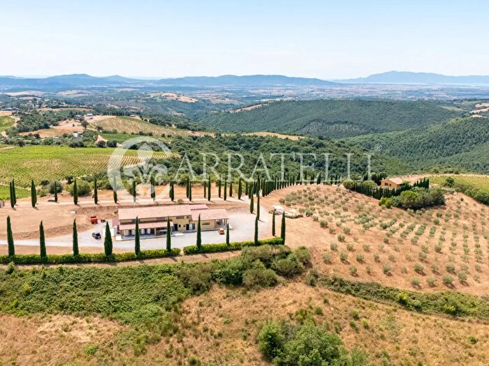 Casa con 7 locali in vendita in Via della Fonte, Magliano In Toscana