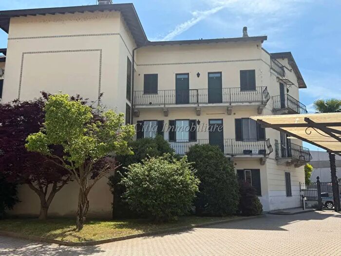 Appartamento bilocale in vendita in Via Novara, Galliate