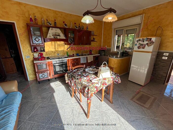 Casa trilocale in vendita in Belmonte Mezzagno