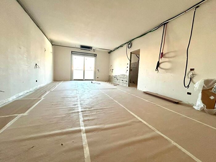 Appartamento trilocale in affitto in Via Giambattista Vico, Afragola