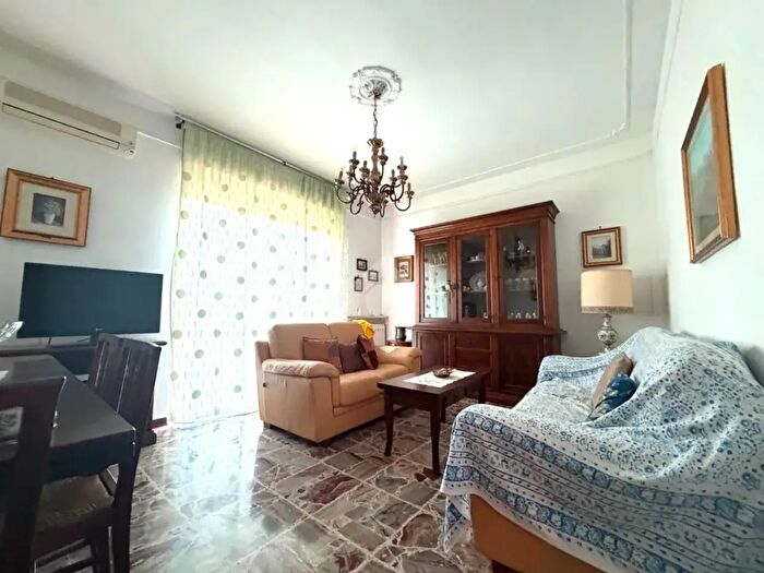 Appartamento con 5 locali in vendita in Via Buozzi, Novi Ligure