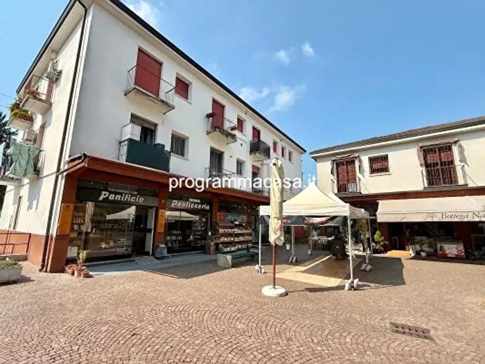 Appartamento bilocale in vendita in Piazza dei Fiori, Segrate