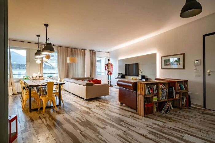 Appartamento quadrilocale in vendita in Corso Giacomo Matteotti Lecco, Lecco