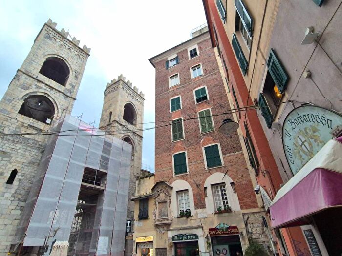 Appartamento monolocale in affitto in Via di Ravecca, Molo, Genova