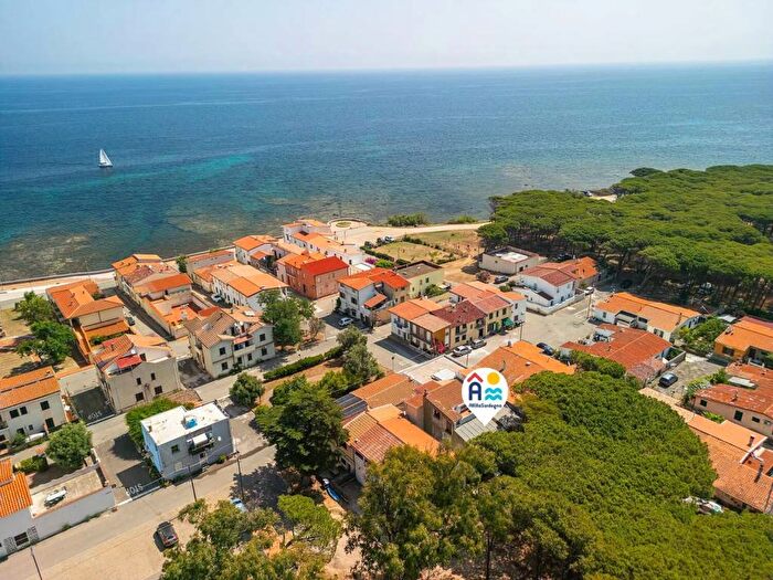 Appartamento trilocale in affitto in Via Giovanni Da Verrazzano, Siniscola