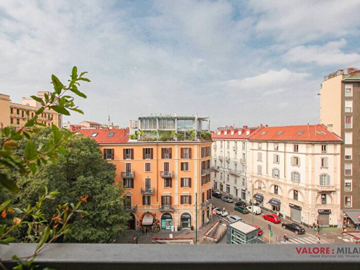 Appartamento trilocale in affitto in Buonarroti, Vercelli Wagner, Milano