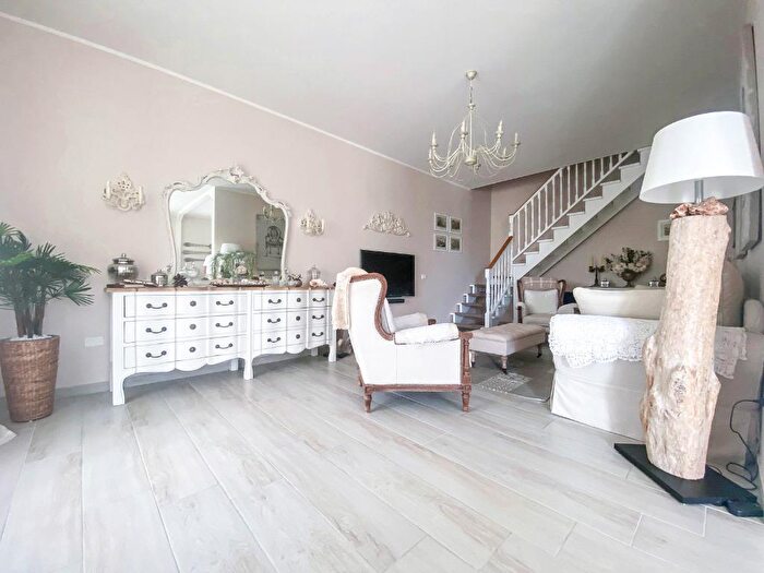 Casa quadrilocale in vendita in Ravenna