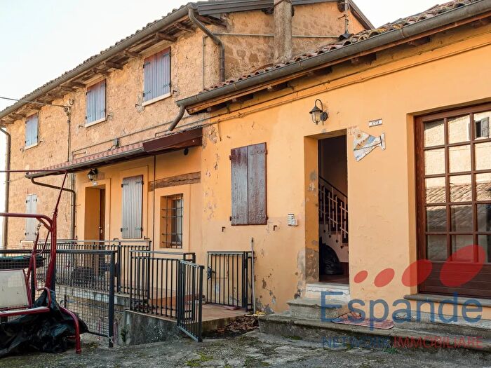 Appartamento bilocale in vendita in Via Roma, Grizzana Morandi