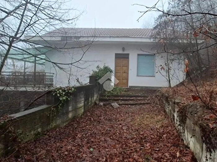 Casa con 5 locali in vendita in Regione Borgiona, Rivalba