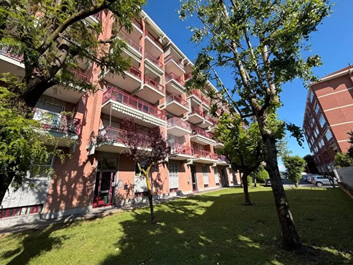 Appartamento trilocale in vendita in Via Settimo, Borgaro Torinese