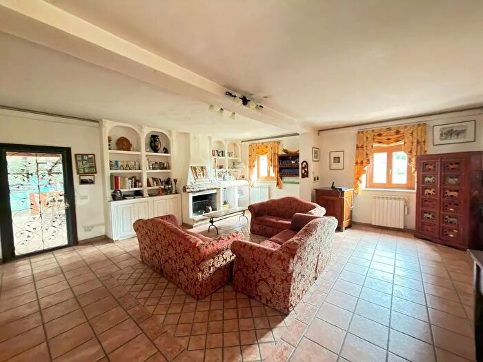 Casa con 5 locali in vendita in Via Carpinello, Rocca Priora
