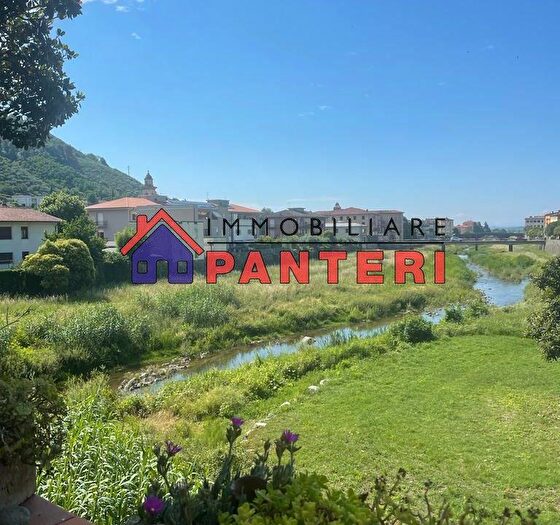 Casa in affitto in Pescia Pistoia Toscana Italia, Pescia