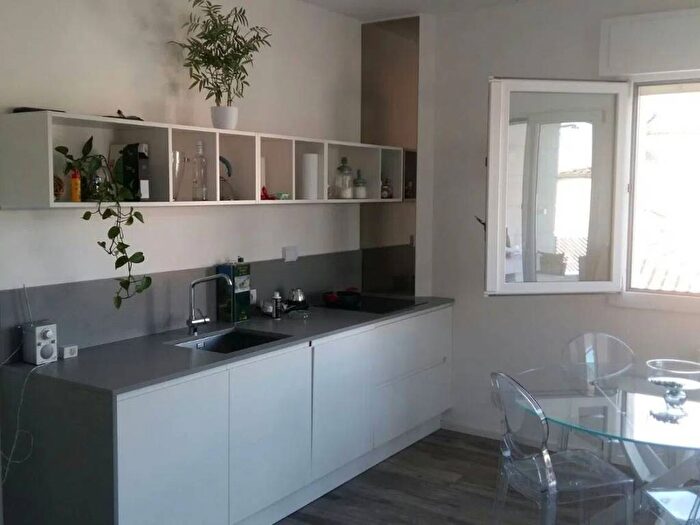 Appartamento con 5 locali in affitto in Debbia Cervaiolo, Montignoso