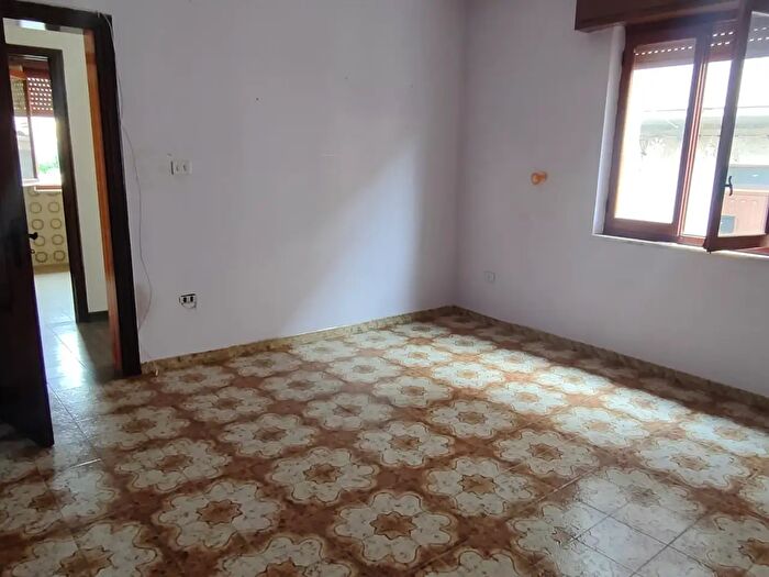 Appartamento quadrilocale in vendita in Bova Marina