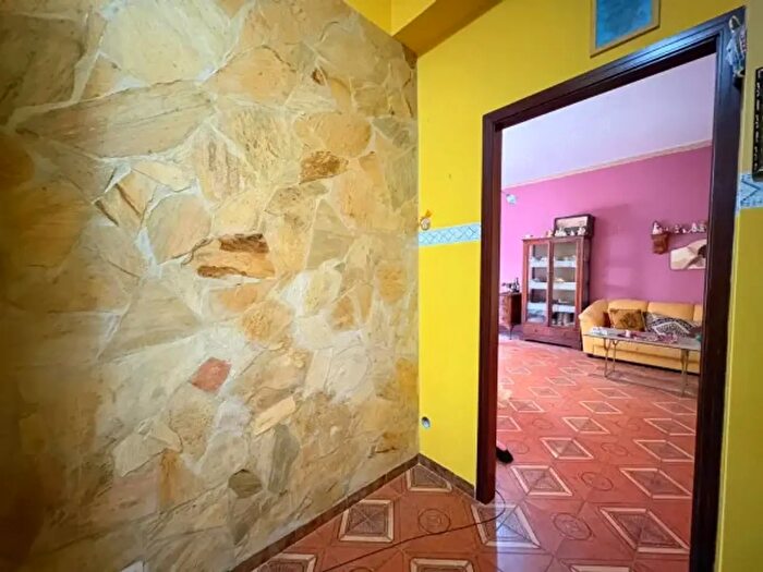 Appartamento trilocale in vendita in Via Palmara, Milazzo