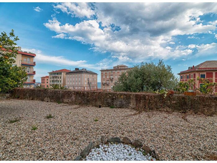Appartamento monolocale in affitto in Via Aprile, Centro, Varazze