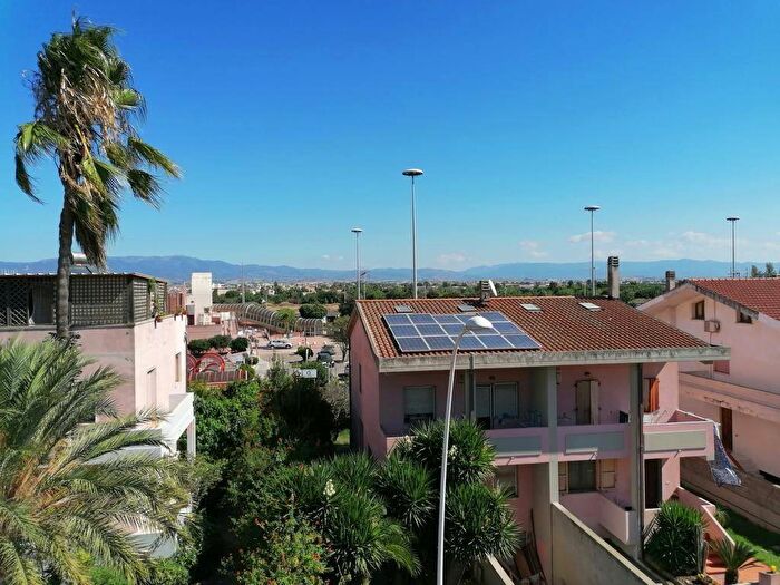 Appartamento trilocale in affitto in Via del Tricolore, Parco di Terramaini, Cagliari