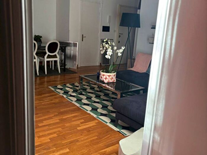 Appartamento trilocale in affitto in Via Giacinta Pezzana, Parioli, Roma