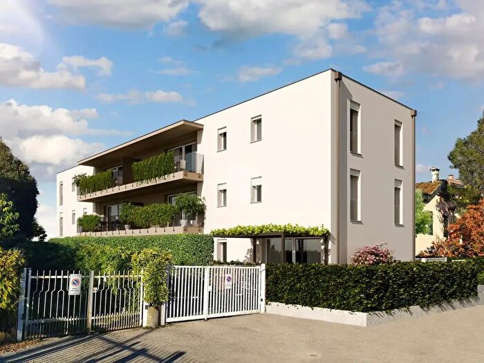 Appartamento quadrilocale in vendita in Via Chiarini, Vicenza