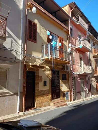 Casa quadrilocale in vendita in Partinico Via Moro, Partinico