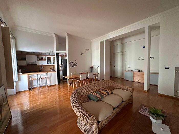 Appartamento trilocale in affitto in Via Franco Vista Valenti, Via della Repubblica Piazza San Francesco, Foggia