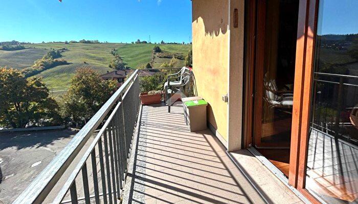 Appartamento quadrilocale in vendita in Via Dante Alighieri, Pavullo Nel Frignano