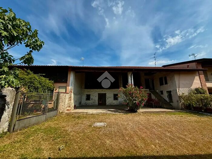 Casa quadrilocale in vendita in Via SantAnna, Rovato