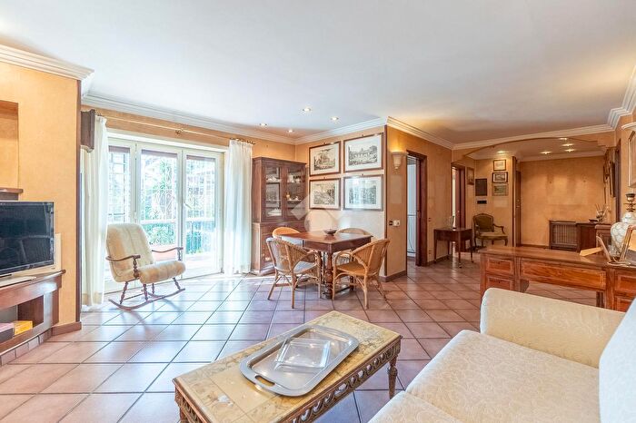 Appartamento trilocale in vendita in Via Aurelia, Roma