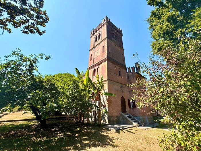 Casa con 5 locali in affitto in Via Roma, Sant'Elena