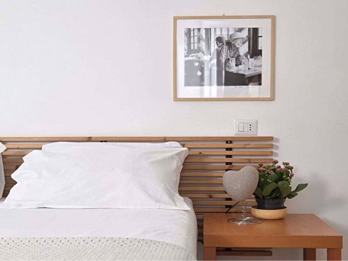 Appartamento bilocale in affitto in Via Macedonio Melloni, Indipendenza, Milano