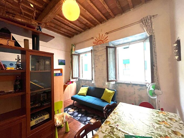 Appartamento trilocale in vendita in Livorno