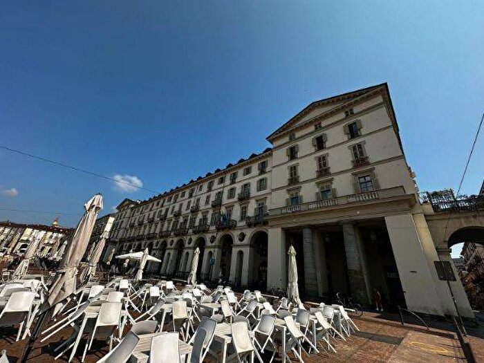 Casa monolocale in affitto in Piazza Vittorio Veneto, Giardini Reali, Torino