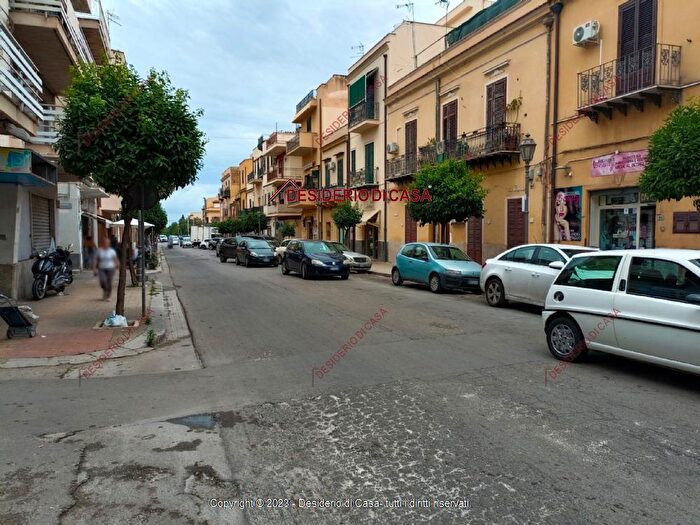 Appartamento quadrilocale in vendita in Via Rossi Bagheria Pa Italia, Bagheria