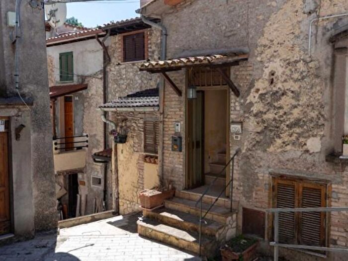 Appartamento in vendita in Pozzaglia Sabina