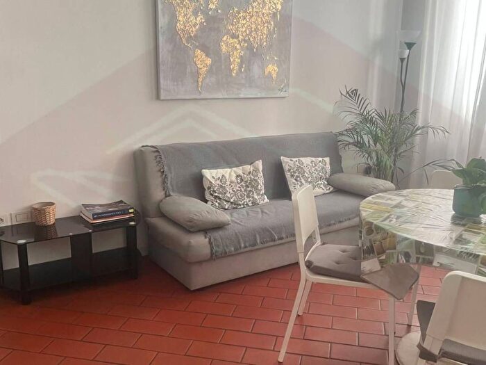 Appartamento quadrilocale in affitto in Via Faenza, Duomo, Firenze