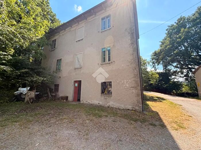Casa quadrilocale in vendita in Via San Prospero, Valsamoggia