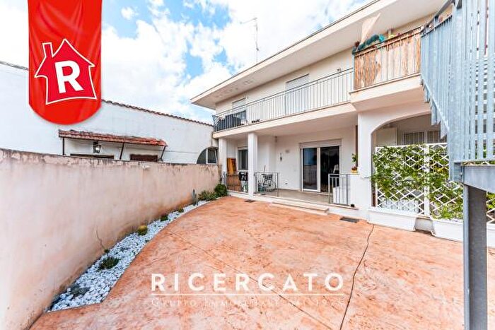 Appartamento trilocale in vendita in Via Vecchia San Pietro in Lama a, Lecce