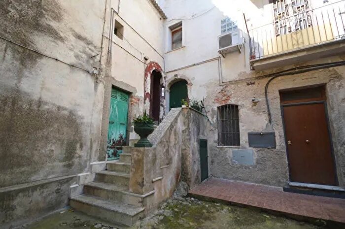 Casa con 7 locali in vendita in CoriglianoRossano Via Palopoli, CoriglianoRossano