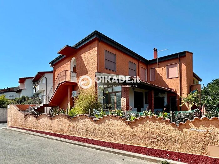 Casa con 9 locali in vendita in Via Giacomo Matteotti, Siliqua