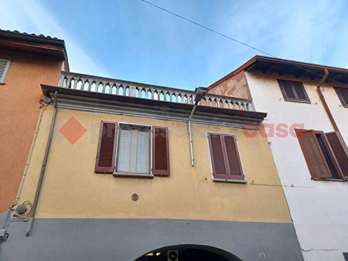 Case in Vendita e in Affitto - 3