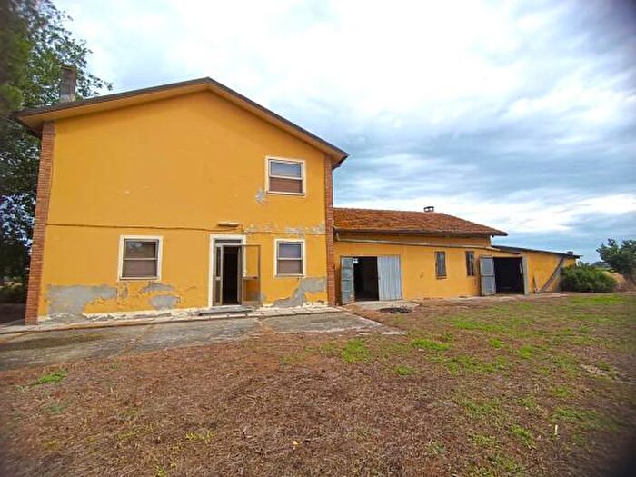 Casa con 6 locali in vendita in Via Molise, Taglio Di Po