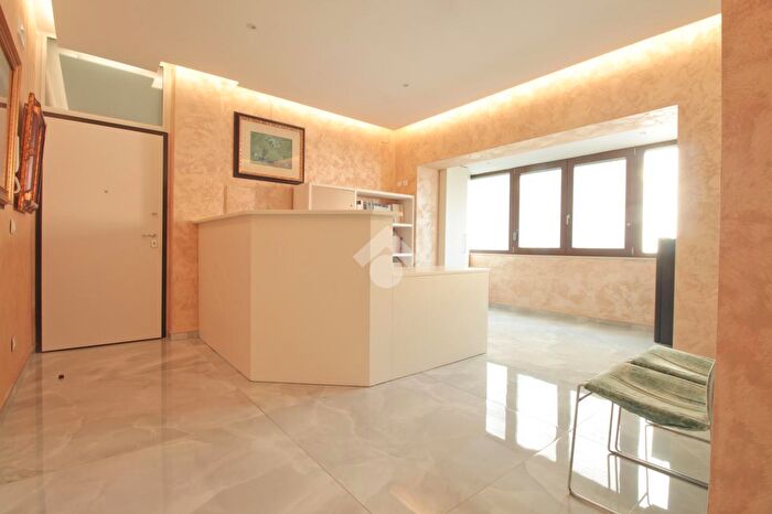 Appartamento trilocale in vendita in Via Cesare Battisti, Termoli