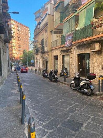 Appartamento monolocale in vendita in Via Pigna e, Napoli
