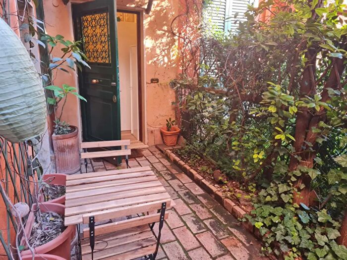 Appartamento monolocale in affitto in Via degli Orti dAlibert, Roma