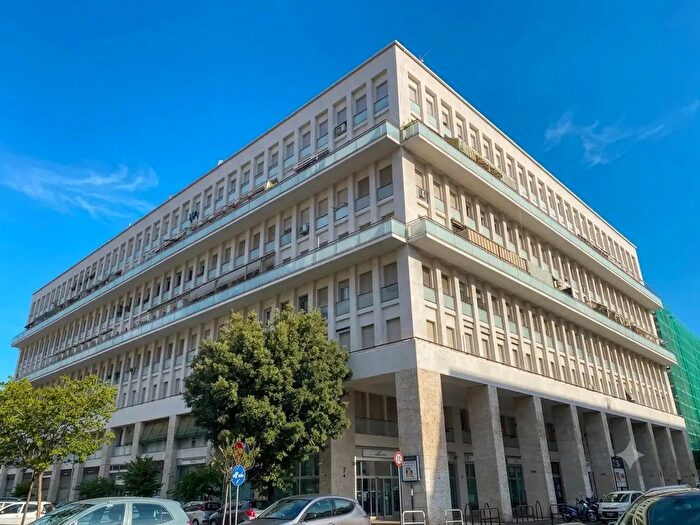 Appartamento trilocale in vendita in Piazza San Giovanni Bosco, Roma