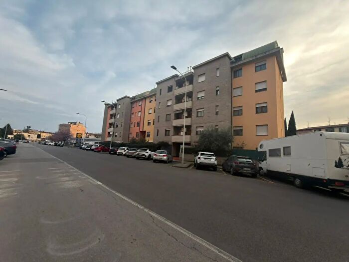 Appartamento bilocale in vendita in Via Benedetto dei, Firenze