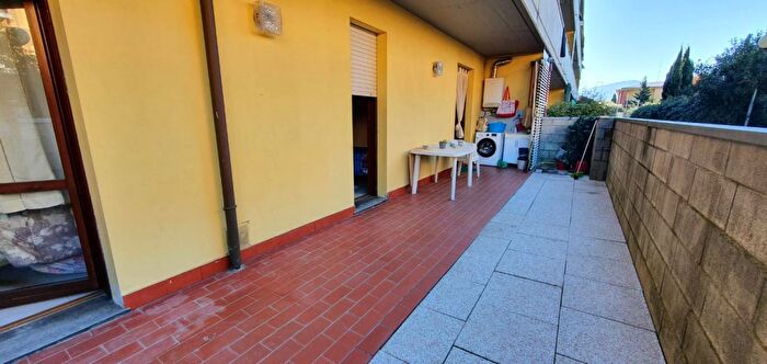 Appartamento trilocale in vendita in a del Popolo, Capannori