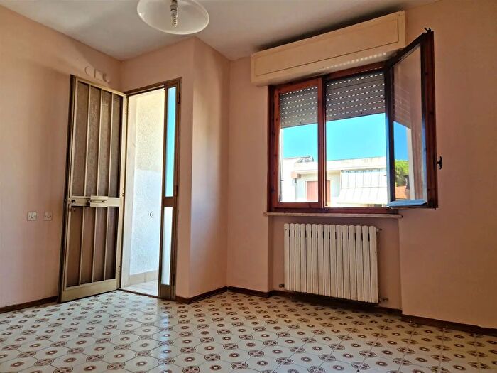 Appartamento trilocale in vendita in Via Tevere, Cecina