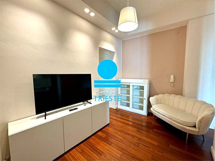 Appartamento trilocale in affitto in Centro Storico, Pesaro