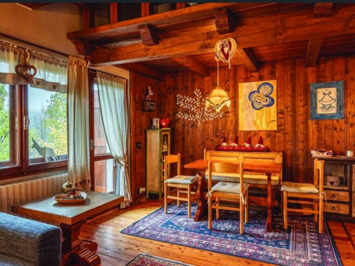 Casa trilocale in affitto in Via Matteo Ossi, San Vito, San Vito di Cadore